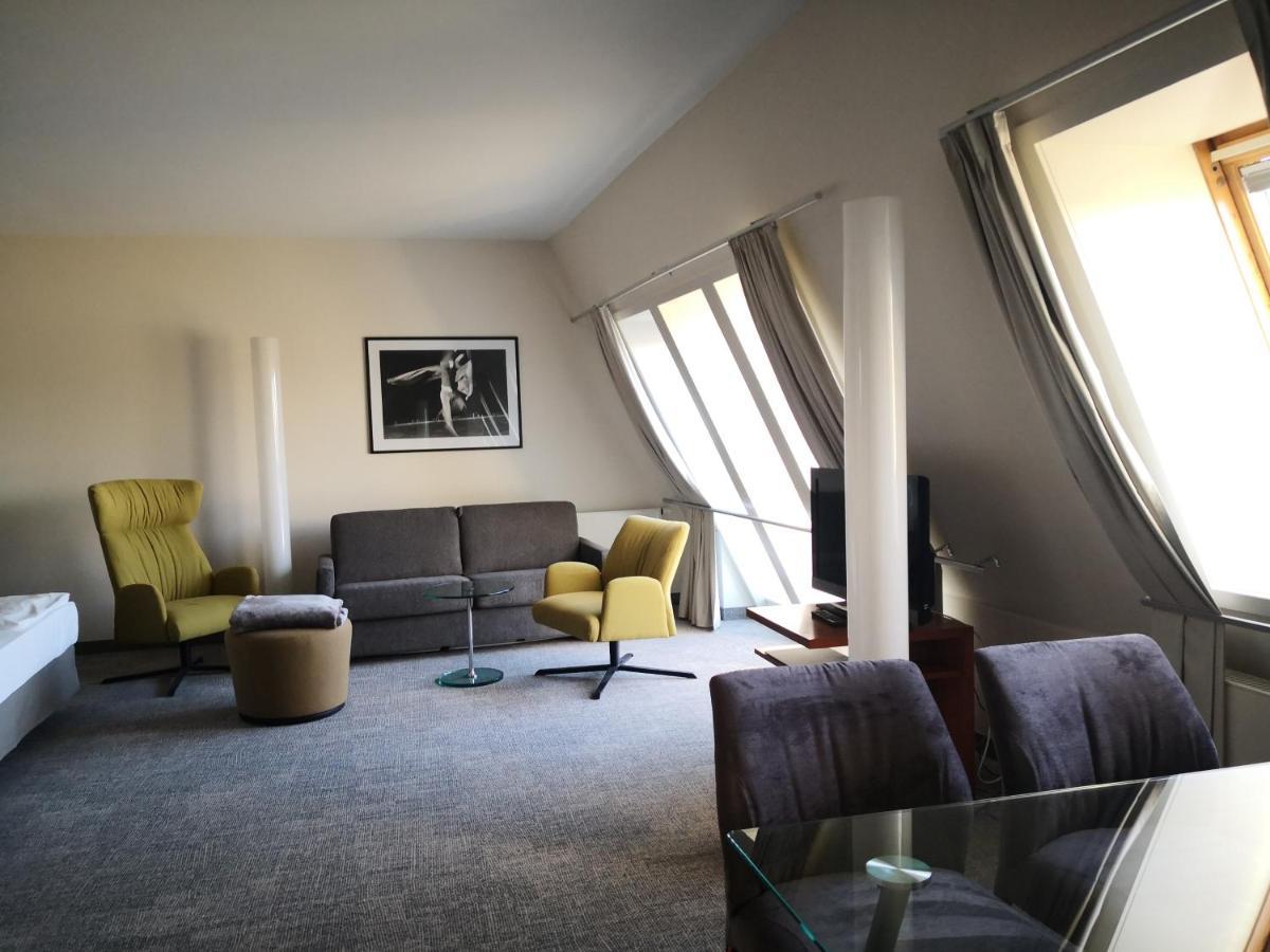 First Inn Hotel Zwickau Eksteriør bilde