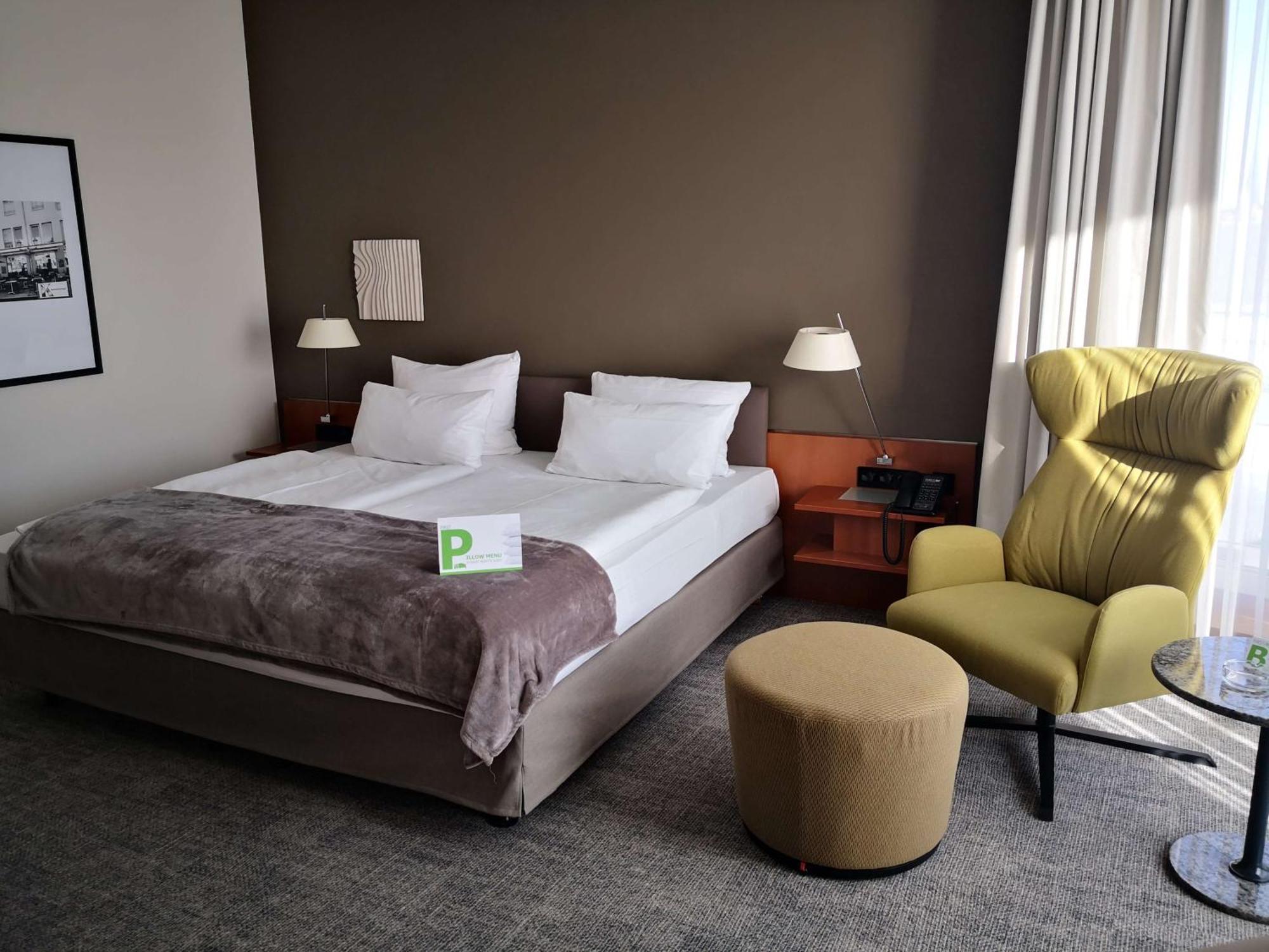 First Inn Hotel Zwickau Eksteriør bilde