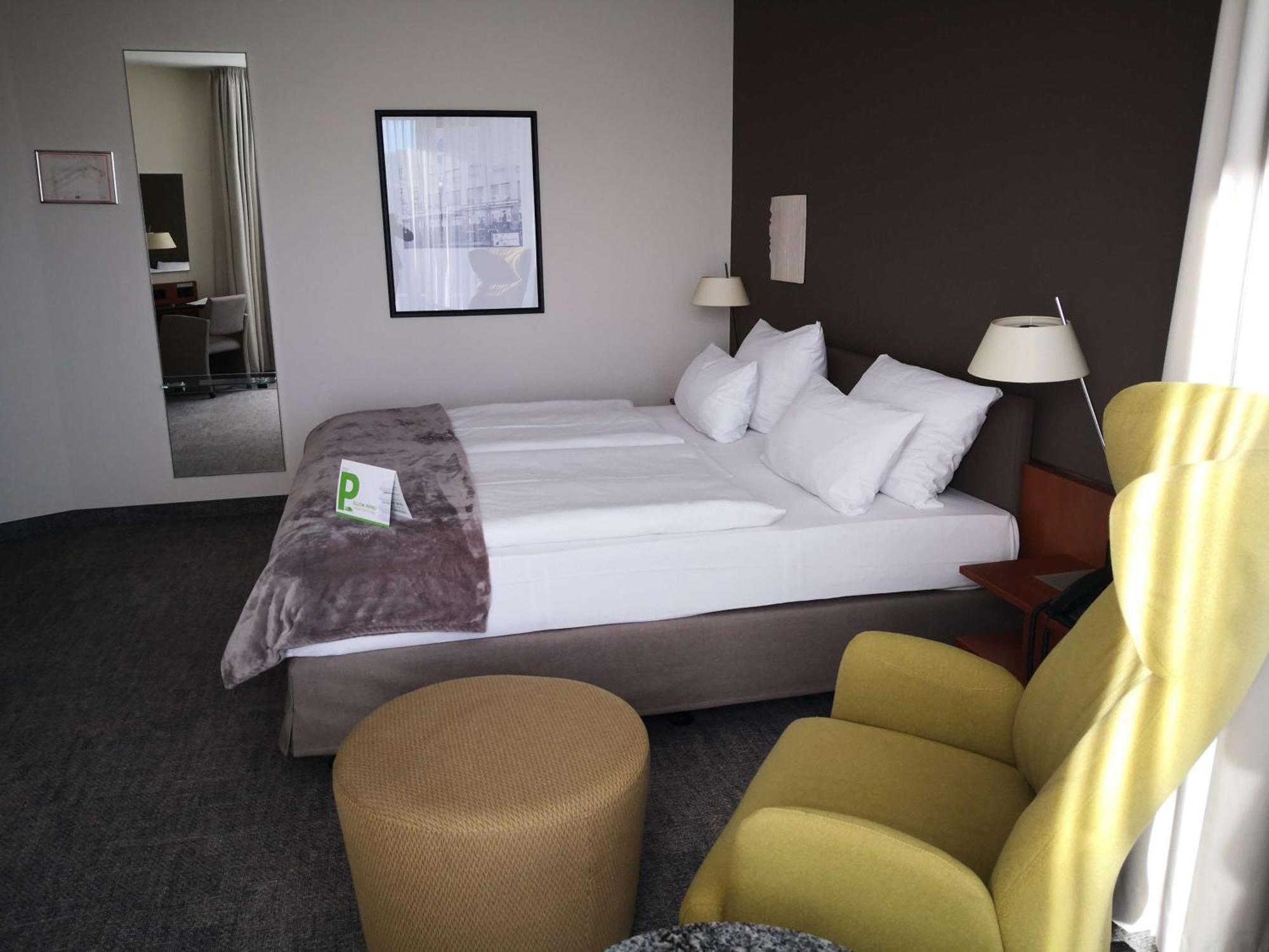 First Inn Hotel Zwickau Eksteriør bilde