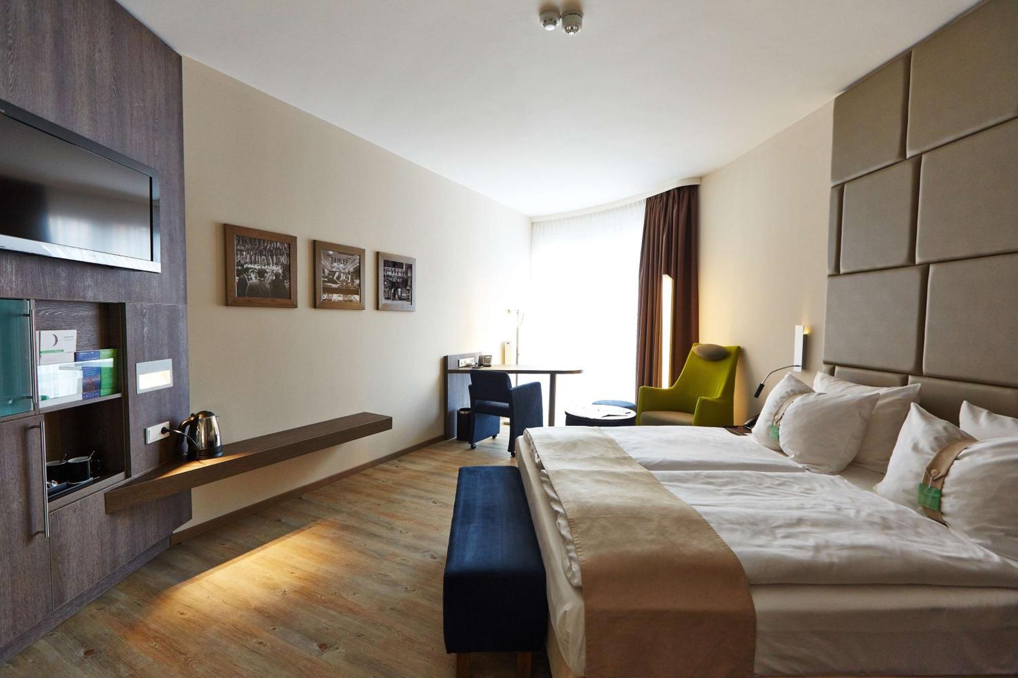 First Inn Hotel Zwickau Eksteriør bilde
