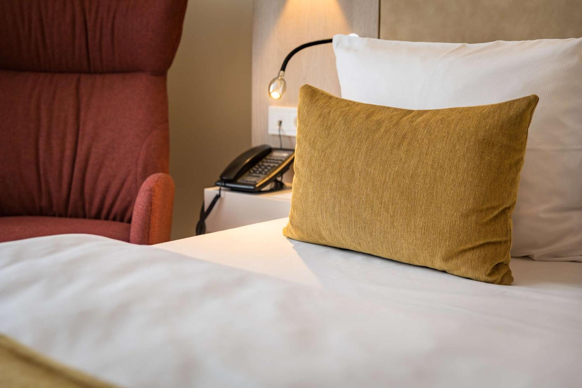 First Inn Hotel Zwickau Eksteriør bilde